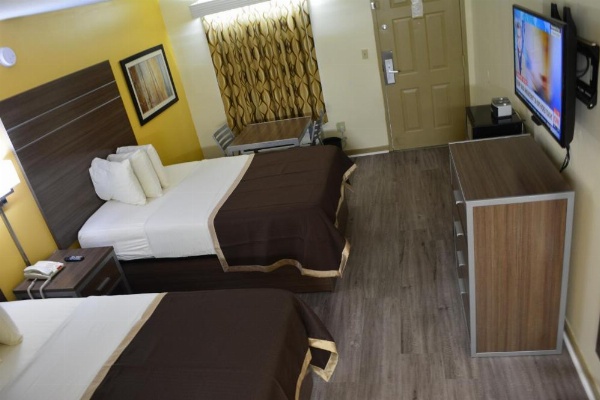 Southern Inn Lumberton image 18