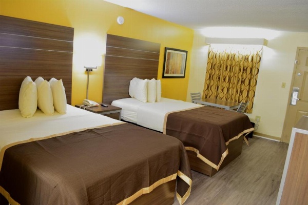 Southern Inn Lumberton image 19