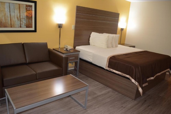 Southern Inn Lumberton image 24