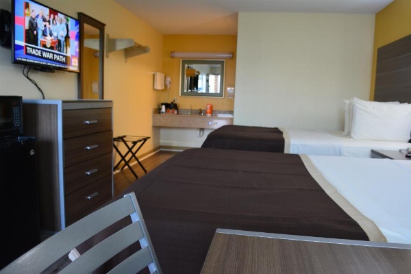 Southern Inn Lumberton image 8